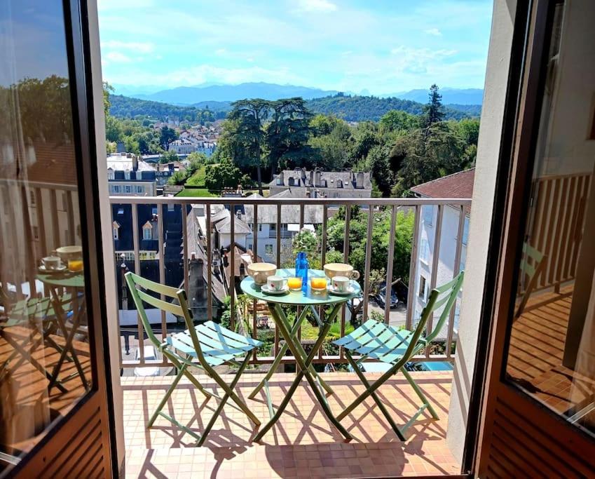 Pau Centre Vue Sur Les Pyrenees Pour 2 Nuits Au Minimum Apartment Екстериор снимка